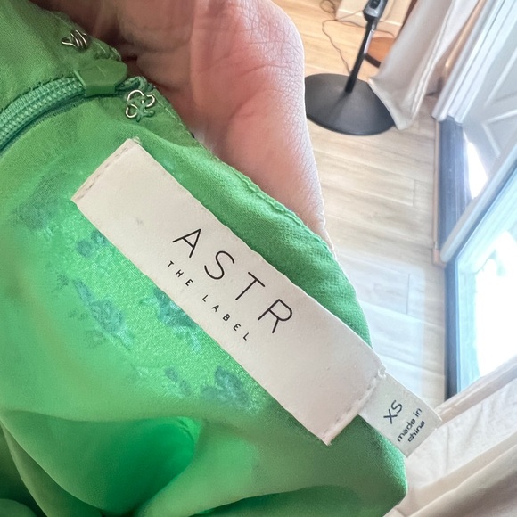 ASTR the label sundress with open back - Picture 5 of 5